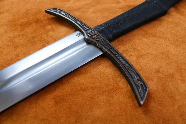 the-wolfsbane-norse-medieval-viking-longsword-medieval-weapon-1544-guard the-wolfsbane-norse-medieval-viking-longsword-medieval-weapon-1544-guard