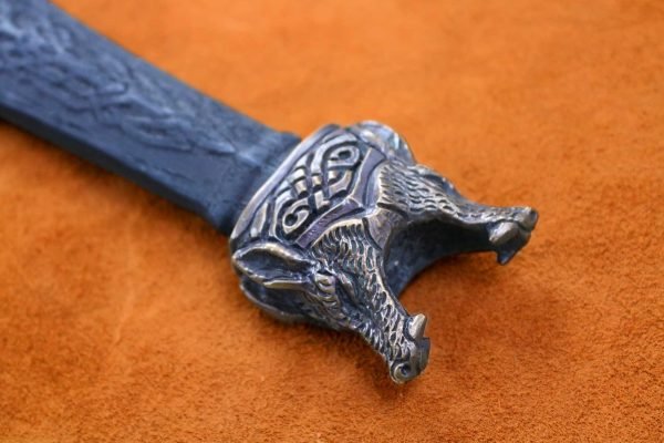 the-wolfsbane-norse-medieval-viking-longsword-medieval-weapon-1544-pommel the-wolfsbane-norse-medieval-viking-longsword-medieval-weapon-1544-pommel