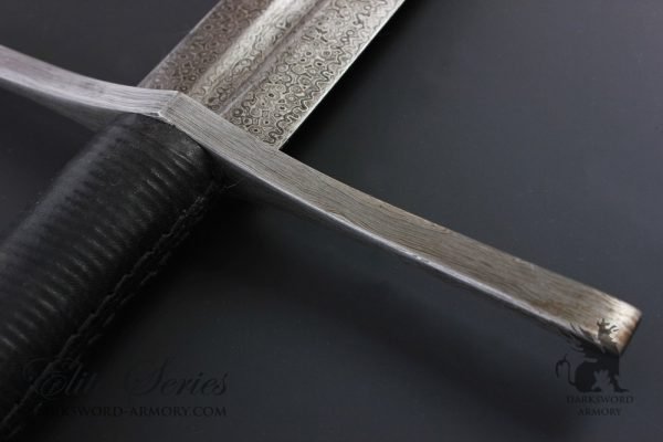 1604_03_org two-handed-templar-damascus-sword-hilt