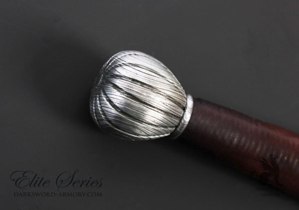 1607_04_org two-handed-danish-sword-pommel