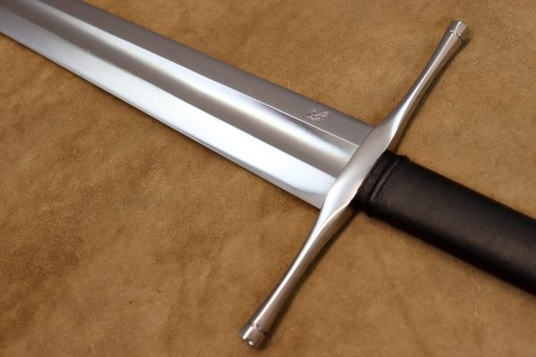 two-handed-norman-sword-medieval-longsword-medieval-weapon-1336 (2) two-handed-norman-sword-medieval-longsword-medieval-weapon-1336 (2)