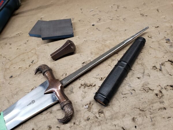 darksword-armory-tang-medieval-sword-tang-construction-1547 darksword-armory-tang-medieval-sword-tang-construction-1547