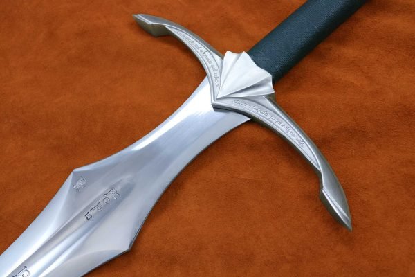 the-vindaaris-sword-fantasy-medieval-weapon-1328-darksword-armory-6 the-vindaaris-sword-fantasy-medieval-weapon-1328-darksword-armory-6