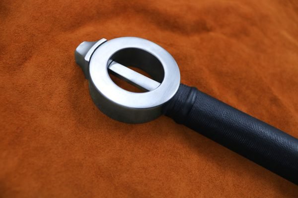 the-sword-of-the-mountain-game-of-thrones-got-darksword-armory-pommel-2 the-sword-of-the-mountain-game-of-thrones-got-darksword-armory-pommel-2