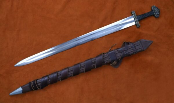 urnes-stave-viking-sword-medieval-weapon-1526-darksword-armory-5
