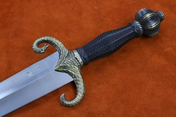 mother-of-dragons-medieval-sword-game-of-thrones-got-2 mother-of-dragons-medieval-sword-game-of-thrones-got-2