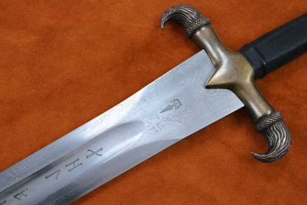 erland-sword-folded-steel-blade-forged-sword-medieval-weapon-darksword-armory-2 erland-sword-folded-steel-blade-forged-sword-medieval-weapon-darksword-armory-2