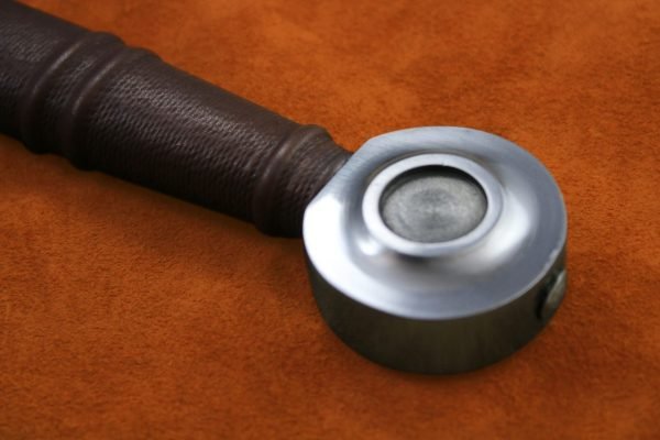 1539-medieval-wheel-pommel-combat-sword 1539-medieval-wheel-pommel-combat-sword