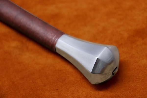 1550-real-Two-handed-longsword-The-Baron- 1550-real-Two-handed-longsword-The-Baron-