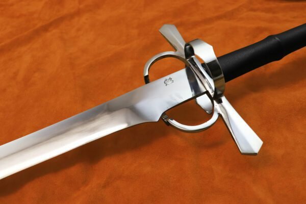 medieval-sword-swiss-saber-1353 medieval-sword-swiss-saber-1353