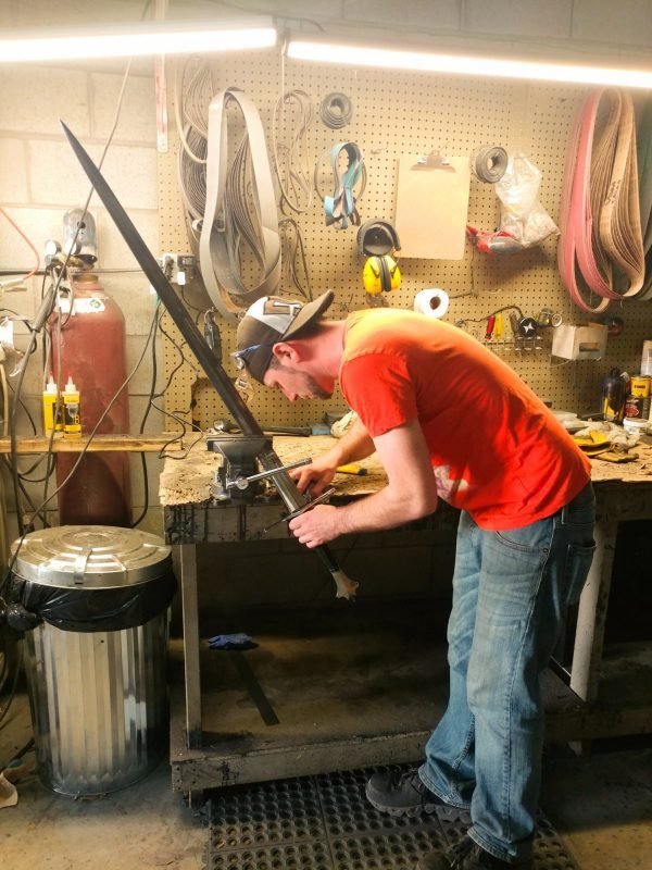 1332- two-handed-gothic-longsword (4) 1332- two-handed-gothic-longsword (4)