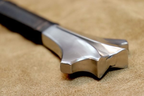 1332-two-handed-medieval-sword-medieval-weapon-longsword-1332-hilt (5) 1332-two-handed-medieval-sword-medieval-weapon-longsword-1332-hilt (5)