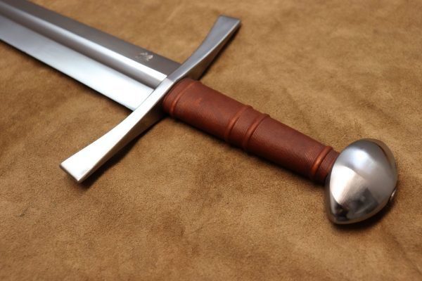 1305-sword-full-sword-and scabbard-3 1305-sword-full-sword-and scabbard-3