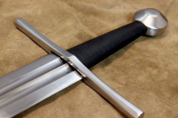 1311 - The hastings norman sword (8) 1311 - The hastings norman sword (8)