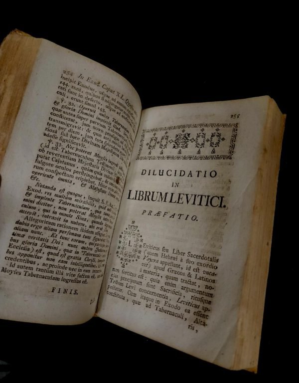 1763-antique-book-88133-9 1763-antique-book-88133-9