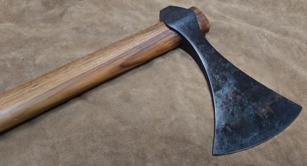 1774-Norse-battle-ready-viking-axe